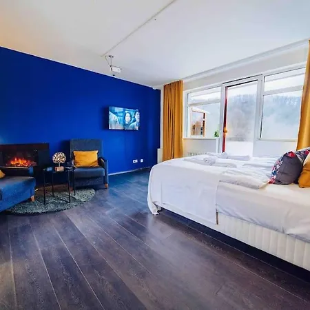 Lovely 3Bd - Rooftop - Jacuzzi&Sauna Prague Exterior photo