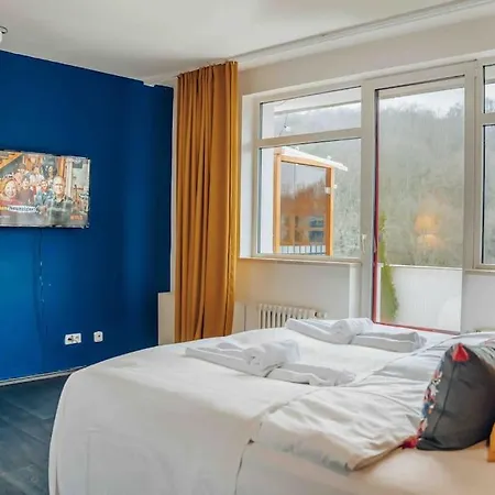Lovely 3Bd - Rooftop - Jacuzzi&Sauna Prague Exterior photo
