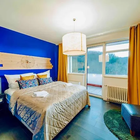 Lovely 3Bd - Rooftop - Jacuzzi&Sauna Prague Exterior photo