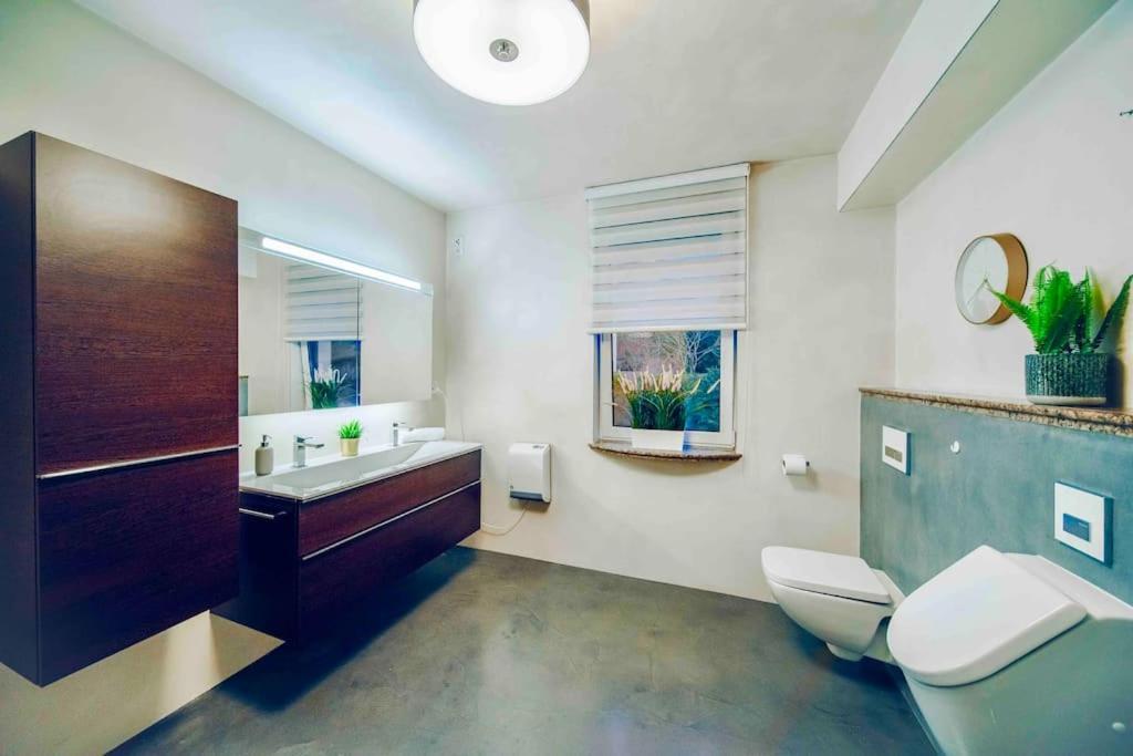 Lovely 3bd - Rooftop - Jacuzzi&sauna Appartement *