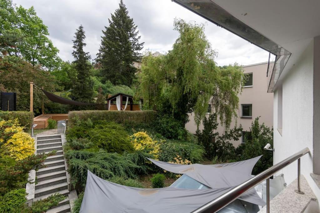 Апартаменты Lovely 3bd - Rooftop - Jacuzzi&sauna *