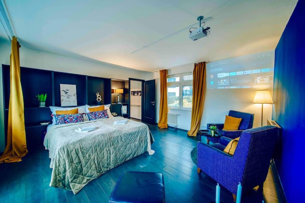 Lovely 3bd - Rooftop - Jacuzzi&sauna Апартаменты