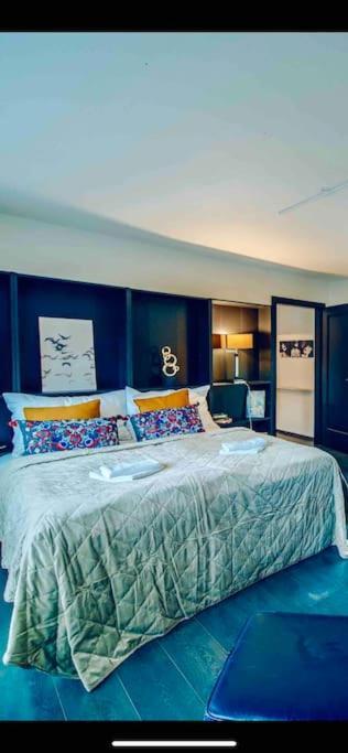 Апартаменты Lovely 3bd - Rooftop - Jacuzzi&sauna Прага