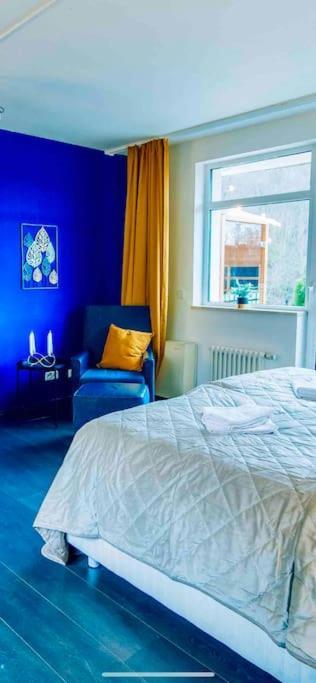 Lovely 3bd - Rooftop - Jacuzzi&sauna Апартаменты