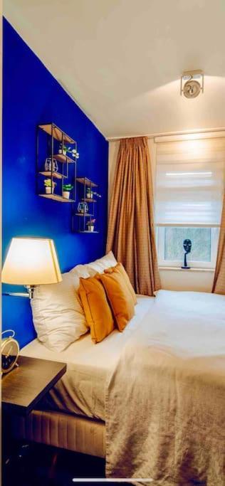 Апартаменты Lovely 3bd - Rooftop - Jacuzzi&sauna *